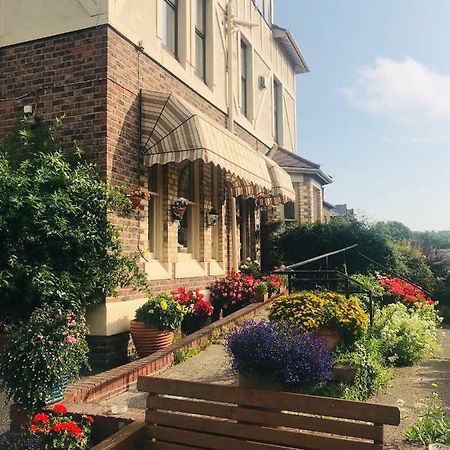 The Bebington Bed & Breakfast エクステリア 写真
