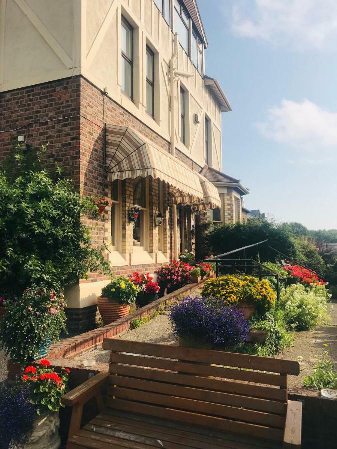 The Bebington Bed & Breakfast エクステリア 写真